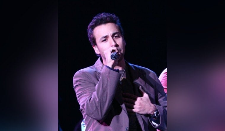 Howie Dorough Brings Latin Roots to Intimate Vegas Coffee Shop Residency