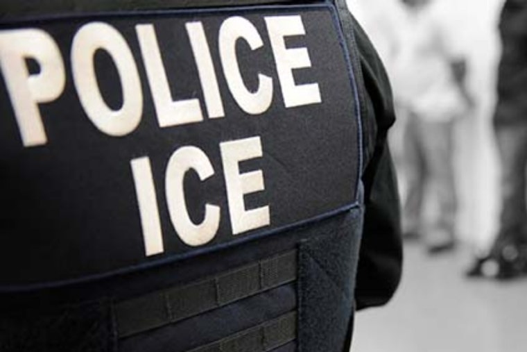 ICE Agents Spotted Near Riverside Taqueria, Fort Worth Police Confirm Presence