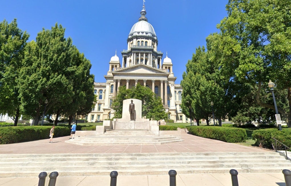 Illinois Bans Secret Courthouse Filming of Domestic Violence Victims Starting 2027