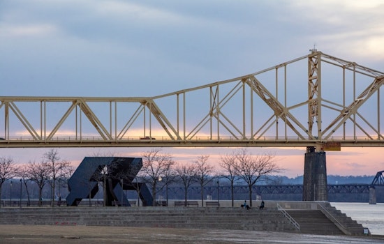 Indiana Governor Asks Feds to Block Clark Memorial Bridge Lane Cut