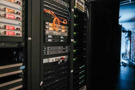 Irving’s Caterpillar Strikes AI Gold With $20 Billion Data Center Power Boom