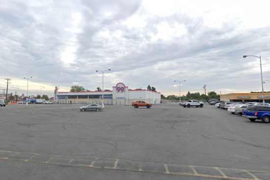 Island Pacific Eyes Old 99 Cents Only Spot in Arleta for New Filipino Market