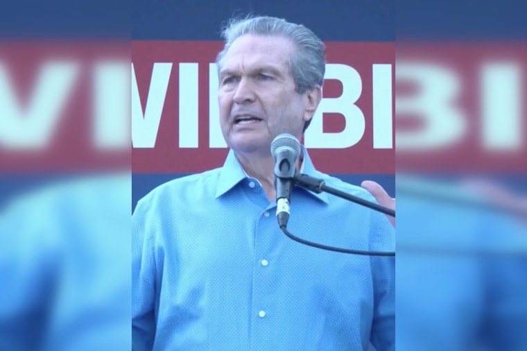 Jackson Outraises Bottoms 2-to-1 in Georgia Governor Race, Filings Show