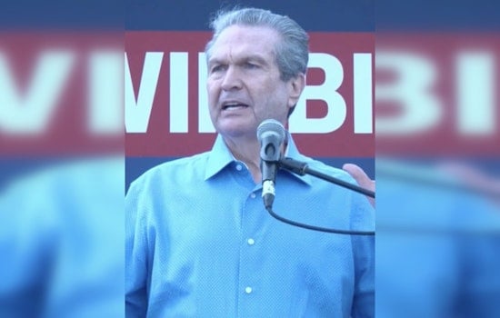 Jackson Outraises Bottoms 2-to-1 in Georgia Governor Race, Filings Show