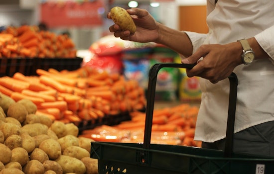 Jacksonville Food Pantries Scramble as SNAP Cuts Push More Families to the Door