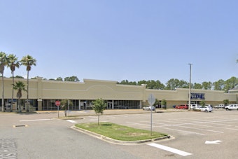 Jacksonville Tax Man Opens Super-Size St. Johns Square Branch, Replacing Kernan, Hogan Offices