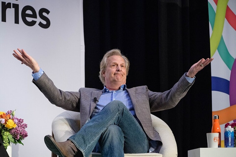 Jeff Daniels Opens Chelsea Music Venue With Sold-Out Nights, Family Running the Show