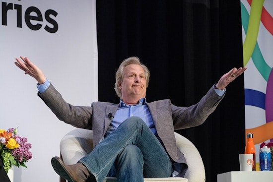 Jeff Daniels Opens Chelsea Music Venue With Sold-Out Nights, Family Running the Show