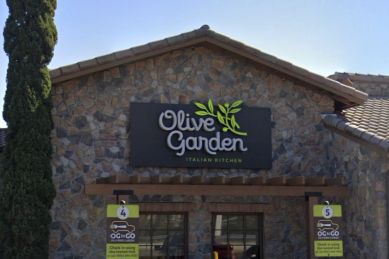 Jefferson City Olive Garden Finally Opens, Ending Decades of Waiting