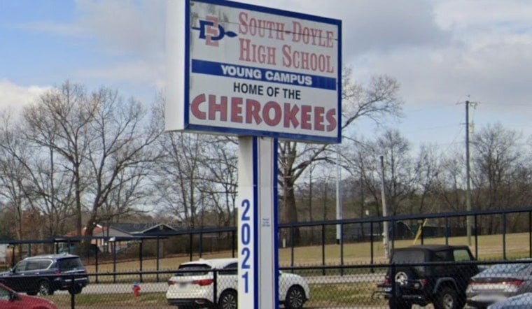 Johnny Knoxville Unveils South-Doyle High’s New Weight Room