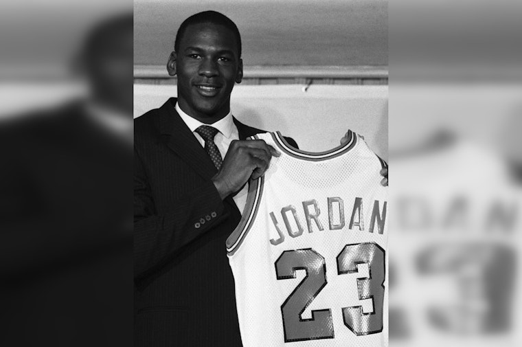 Jordan's 1998 Finals Jersey Could Fetch $100M, Owner Predicts