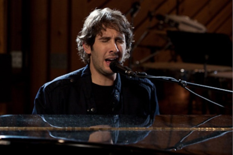 Josh Groban Brings Full Symphony and Movie Anthems to Blossom Music Center