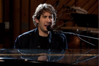 Josh Groban Brings Full Symphony and Movie Anthems to Blossom Music Center
