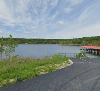 Kansas City Northland Man, 25, Drowns at Table Rock Lake’s Moonshine Beach Near Branson