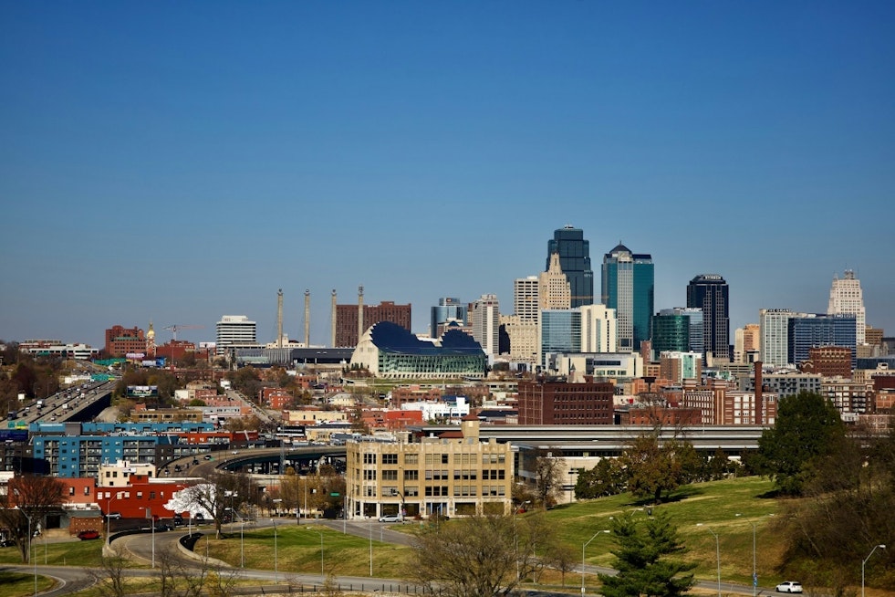 Kansas City Sizzle: Steamy Weekend Heat Index Near 100 On the Way