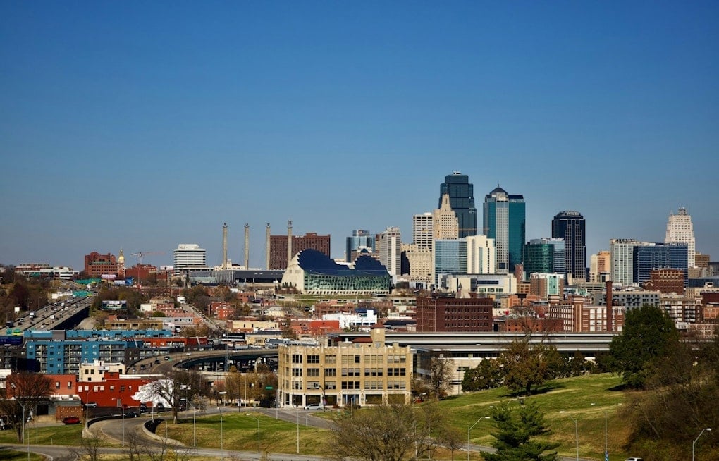 Kansas City Sizzle: Steamy Weekend Heat Index Near 100 On the Way