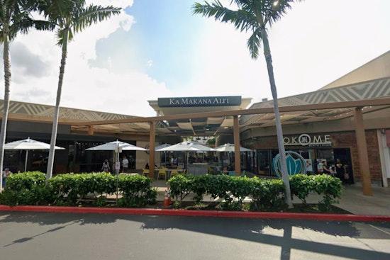 Kapolei Mall Robbery, Suspect Flashed Handgun Handle Before Fleeing on Foot