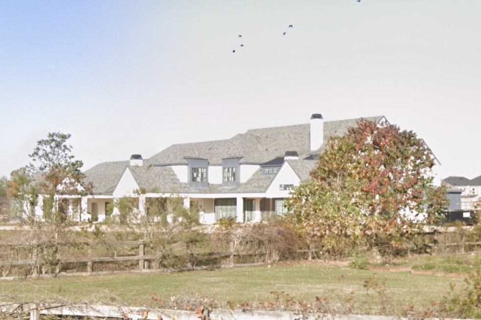Katy Fantasy Football Millionaire Slashes Price On 14-Acre Compound