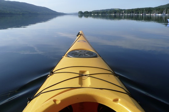 Kayak Flips In Montlake Cut, Sends Two Into Water As SFD Fleet Races In