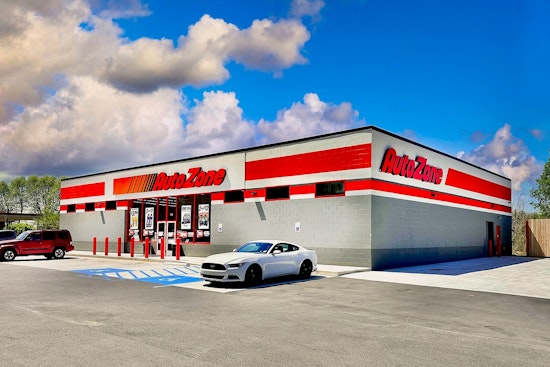 Kingwood Lands Supersized AutoZone Hub, Construction Set for January