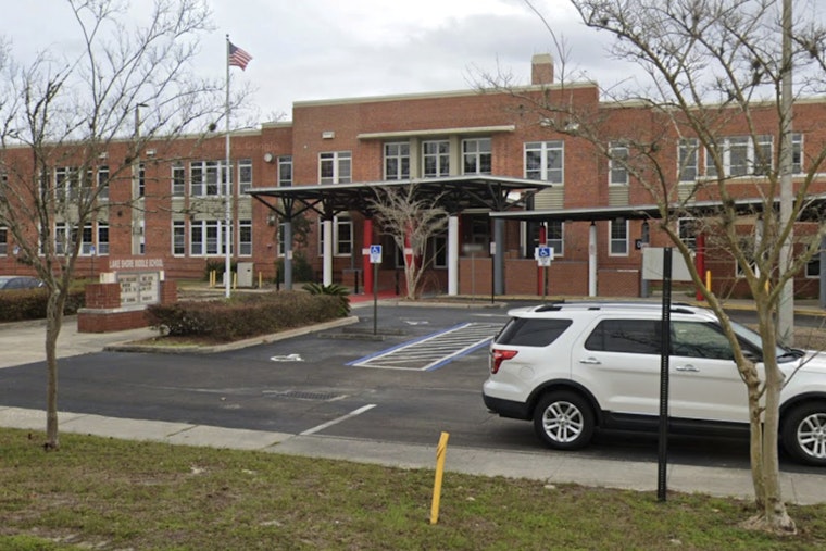 Knife-Carrying Stranger Stopped Outside Jacksonville Middle School Before Class Let Out