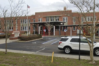 Knife-Carrying Stranger Stopped Outside Jacksonville Middle School Before Class Let Out
