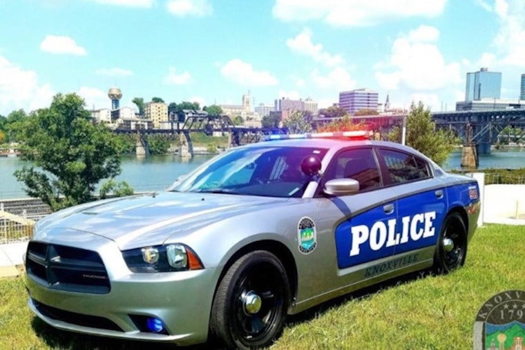Knoxville Officers Revive Silent 1-Month-Old, Baby Cries 25 Seconds Later