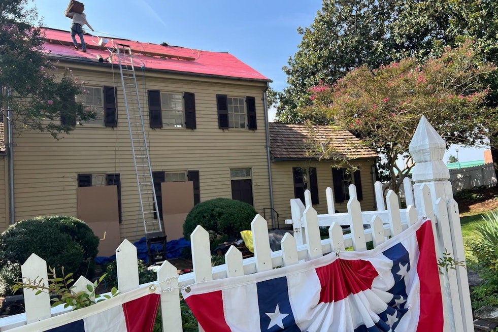 Knoxville's Only National Landmark Gets New Cedar Roof With City's Help