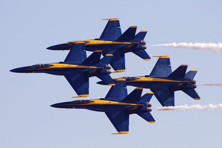 KOMO Anchor Molly Shen Briefly Blacks Out In Blue Angels Jet