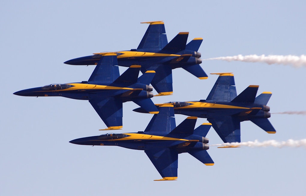 KOMO Anchor Molly Shen Briefly Blacks Out In Blue Angels Jet
