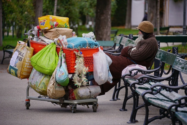 LA Council Erases 12 Hollywood No-Camping Zones After Years of Pressure