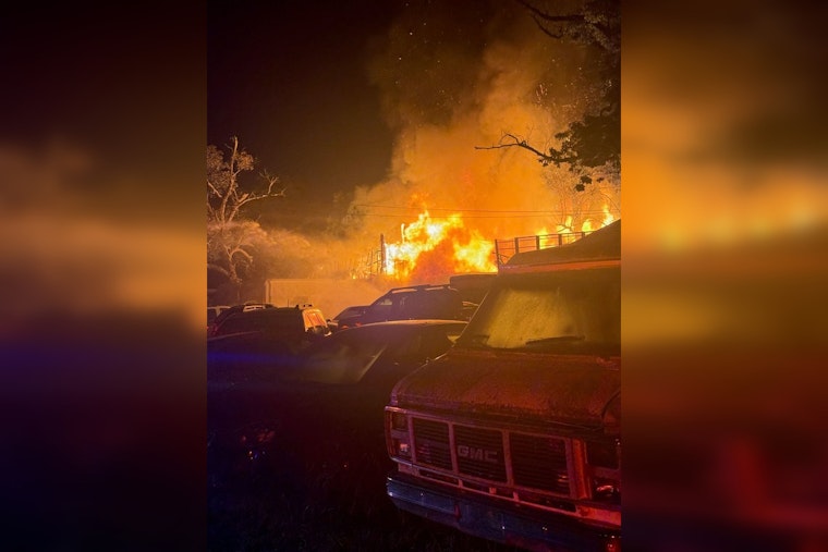 La Vergne Auto Shop Fire Shuts Old Nashville Highway Before Dawn