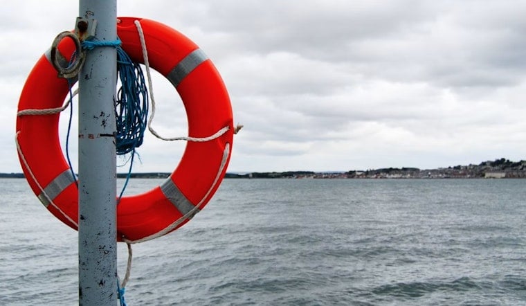 Lake St. Clair Charter Captain Saves 3 Fishermen From Sinking Bass Boat Near Detroit