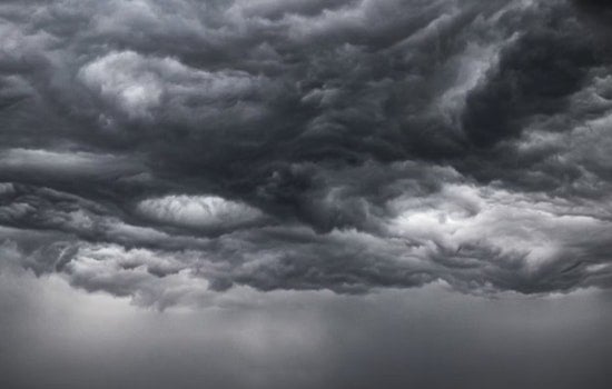 Lala Lashes Honolulu as Oahu Braces for Floods and 70 MPH Winds