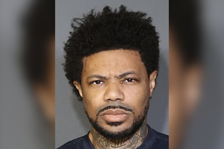 Lancaster Man Slashes Own Hand Attacking DeSoto Clerk, Customer With Razor