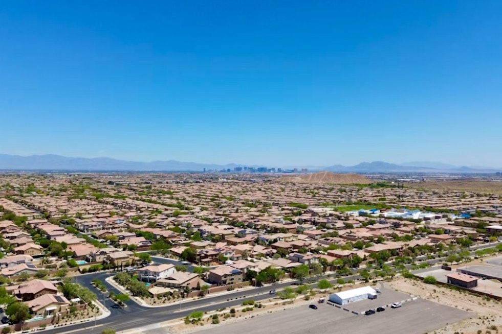 Las Vegas Builders Launch 3 Projects in June as Closings Sink 12 Percent