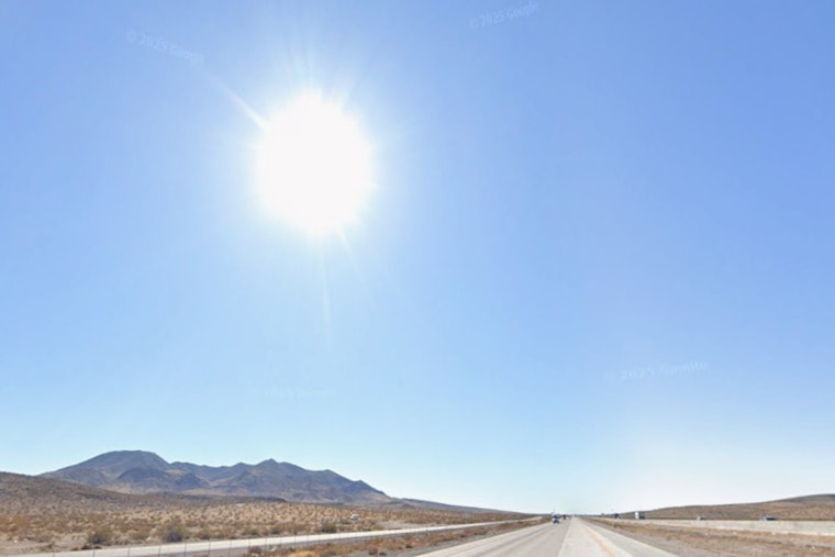 Las Vegas Sizzles at 102 as Monsoon Storms Threaten Strip Pool Parties