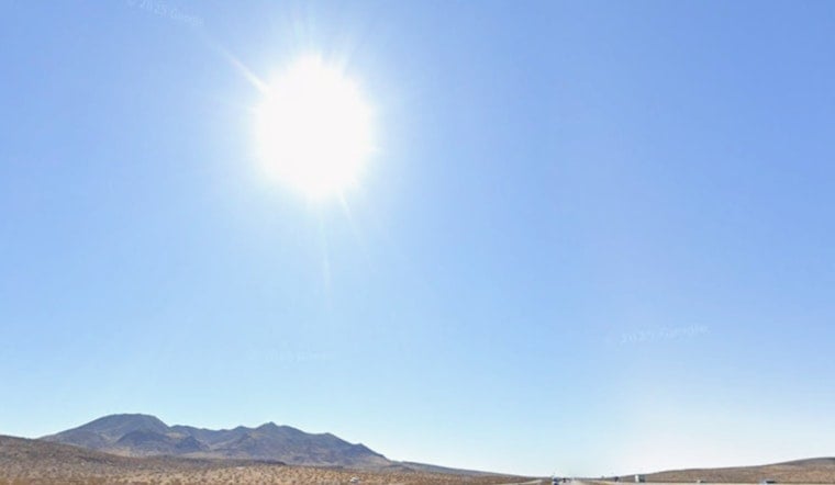 Las Vegas Sizzles at 102 as Monsoon Storms Threaten Strip Pool Parties