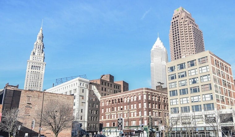 Last Sunny Stand in Cleveland Before Weekend Storms Slam Lake Erie