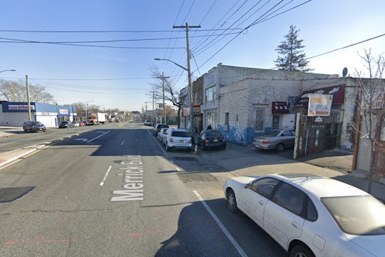 Laurelton Man, 33, Stabbed to Death Steps From Home, No Arrests Yet