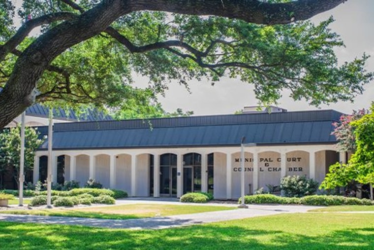 League City Eyes 12th Straight Tax Rate Cut, Weighs $165.9M in New Debt