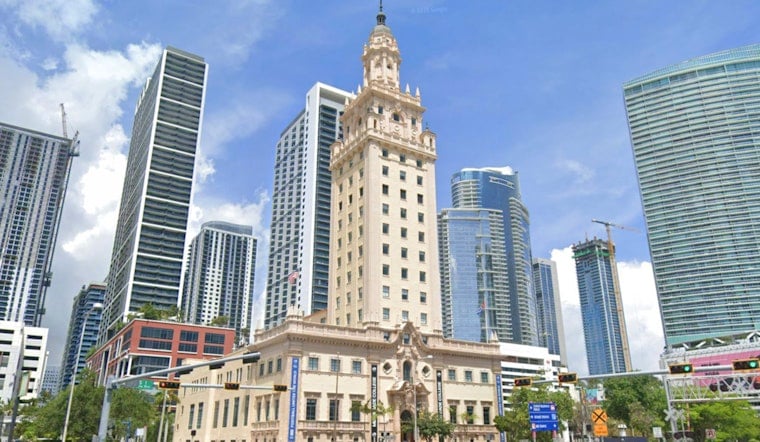 Leon Medical Centers Lights Miami Skyline With 500 Drones for 30 Years