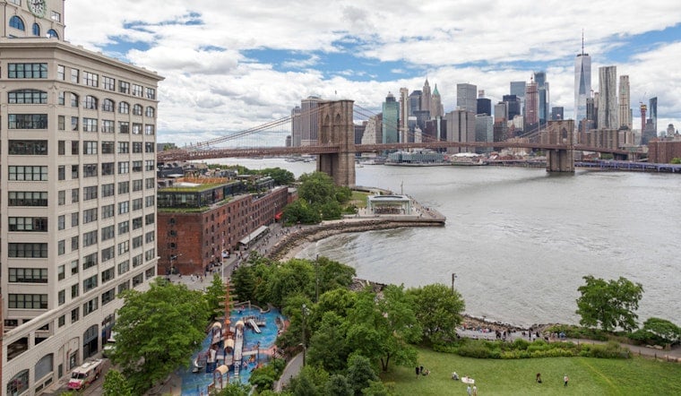 Liberty Legends Draw 2,000 Fans To Brooklyn Bridge Park For 30th WNBA Anniversary