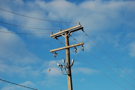 Lightning Snaps Pole on Irvington Road, Knocks Out Power to 4,400 in Tucson