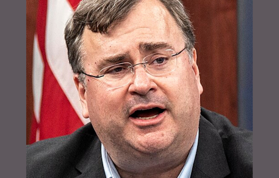 LinkedIn's Reid Hoffman, CEO Ordered to Testify in SF Monopoly Suit