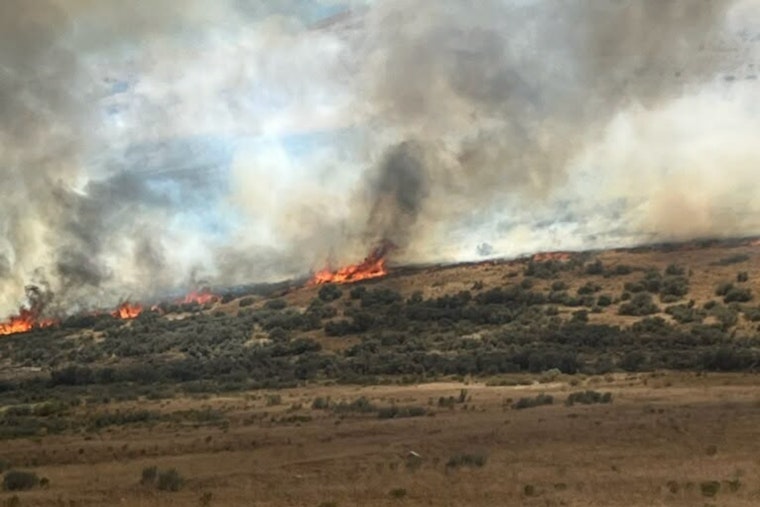 Little Mountain Fire Doubles to 560 Acres Near Tremonton, Threatens Haystacks