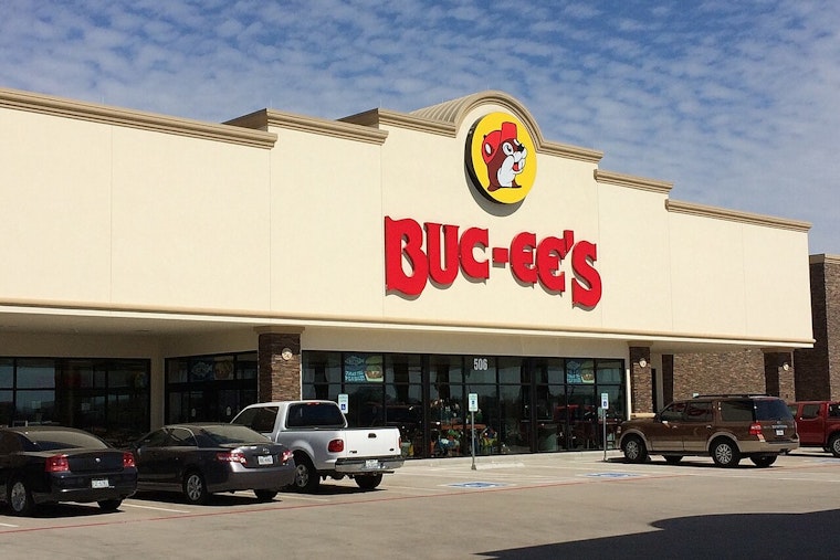 Live Oak Man Settles Buc-ee's Trademark Suit Over Beaver Kaffiyeh Stickers