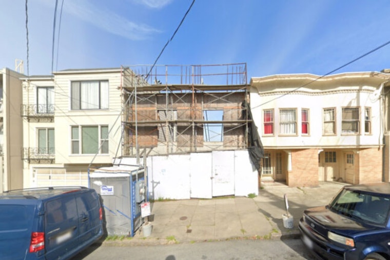 Lone Mountain Lot Vacant Since 2014 Finally Set for Three New Apartments
