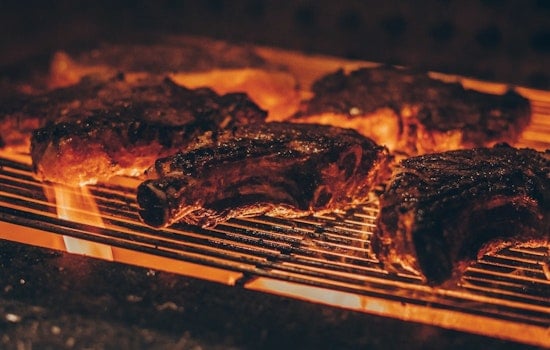 Long Beach Backyard Steakhouse Sizzles Past City’s Home-Kitchen Rules