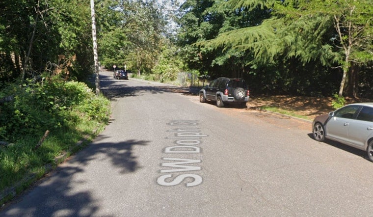 Loose Husky Mix Turns on Family, Bites 3 in Southwest Portland Rampage